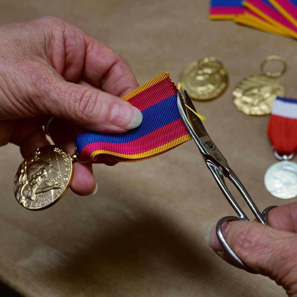 Rosettes, dixmudes et rubans : un savoir-faire haut en couleur