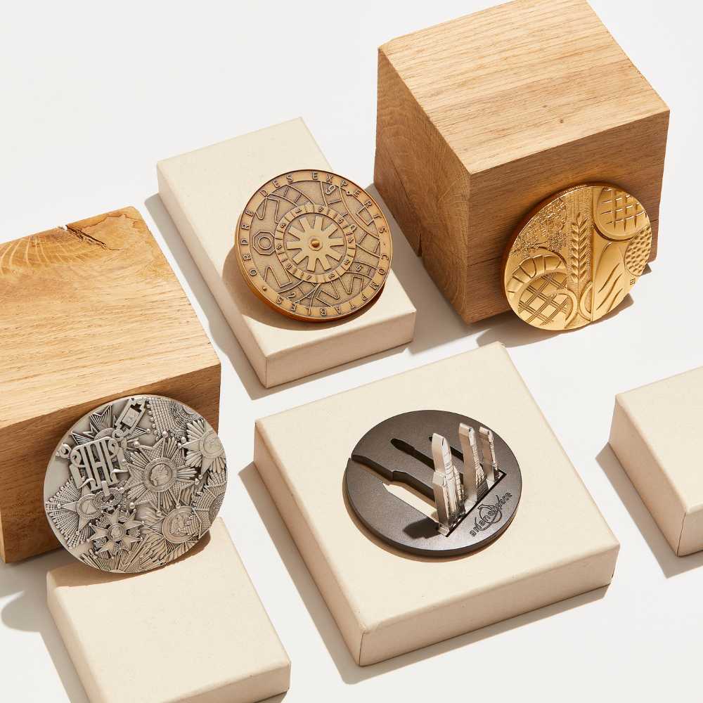 Quelle finition choisir pour une médaille ? 
