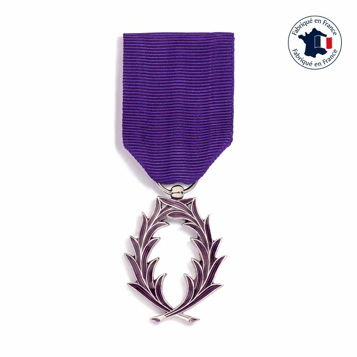médaille chevalier des palmes académiques fabriquée en France