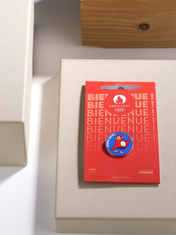 pin's JO mascotte bienvenue
