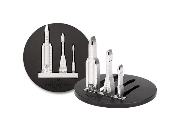 médaille sur-mesure découpée au fil